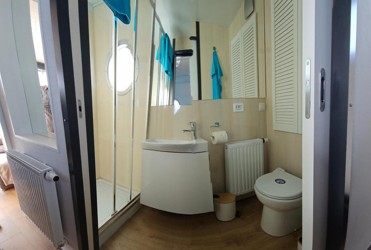 Mobiles Hausboot El'Milia Hotel Braunsbedra Bagian luar foto