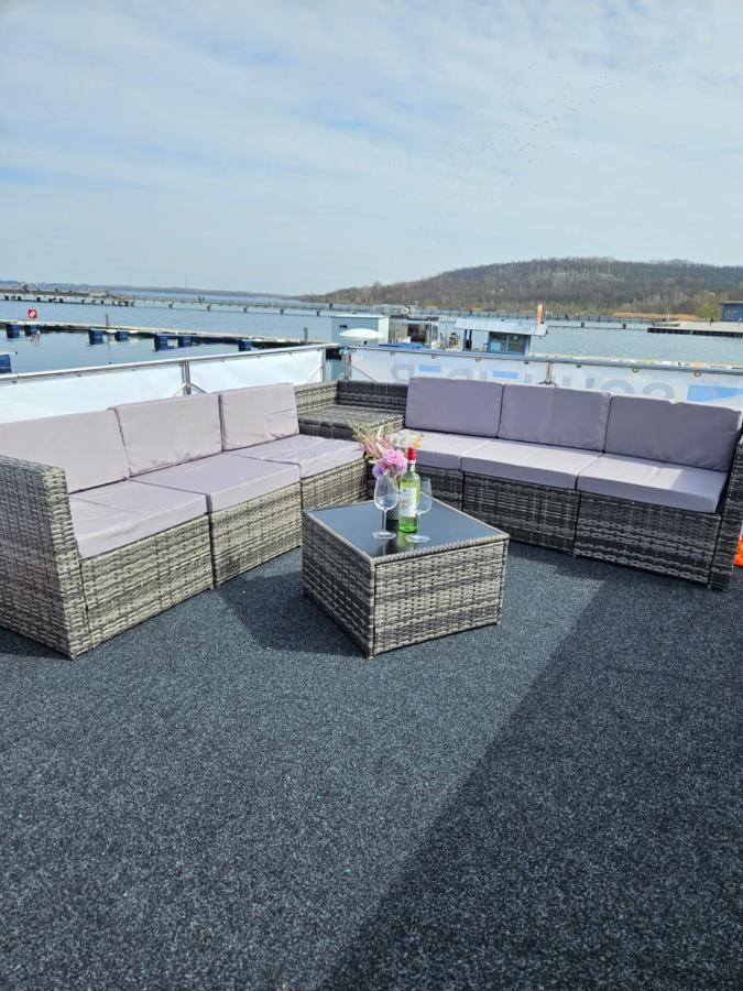 Mobiles Hausboot El'Milia Hotel Braunsbedra Bagian luar foto